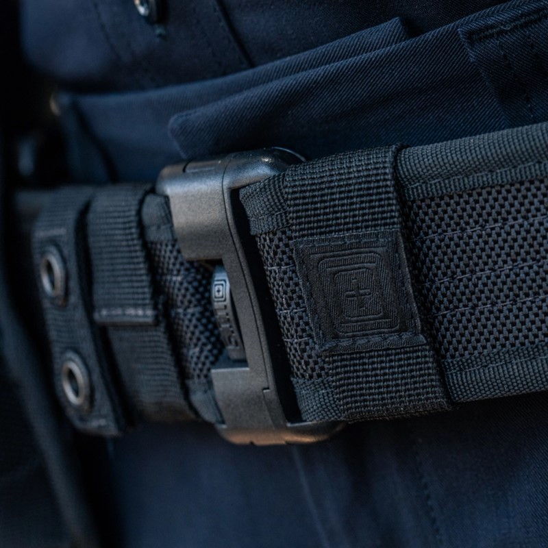 5.11 Sierra Bravo 2.25-inch Duty Belt Plus Kit - Click for larger image 5.11 Sierra Bravo 2.25-inch Duty Belt Plus Kit